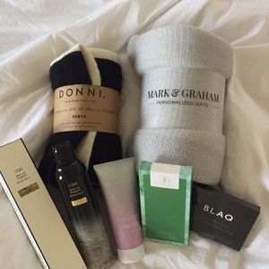 NIB/NWT FabFitFun Bundle